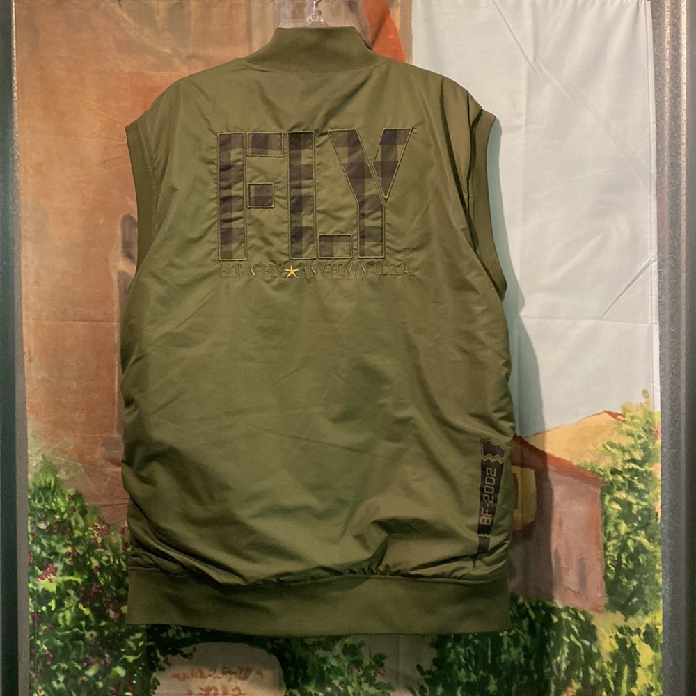 Born Fly puffer vest - Picture 9 of 16